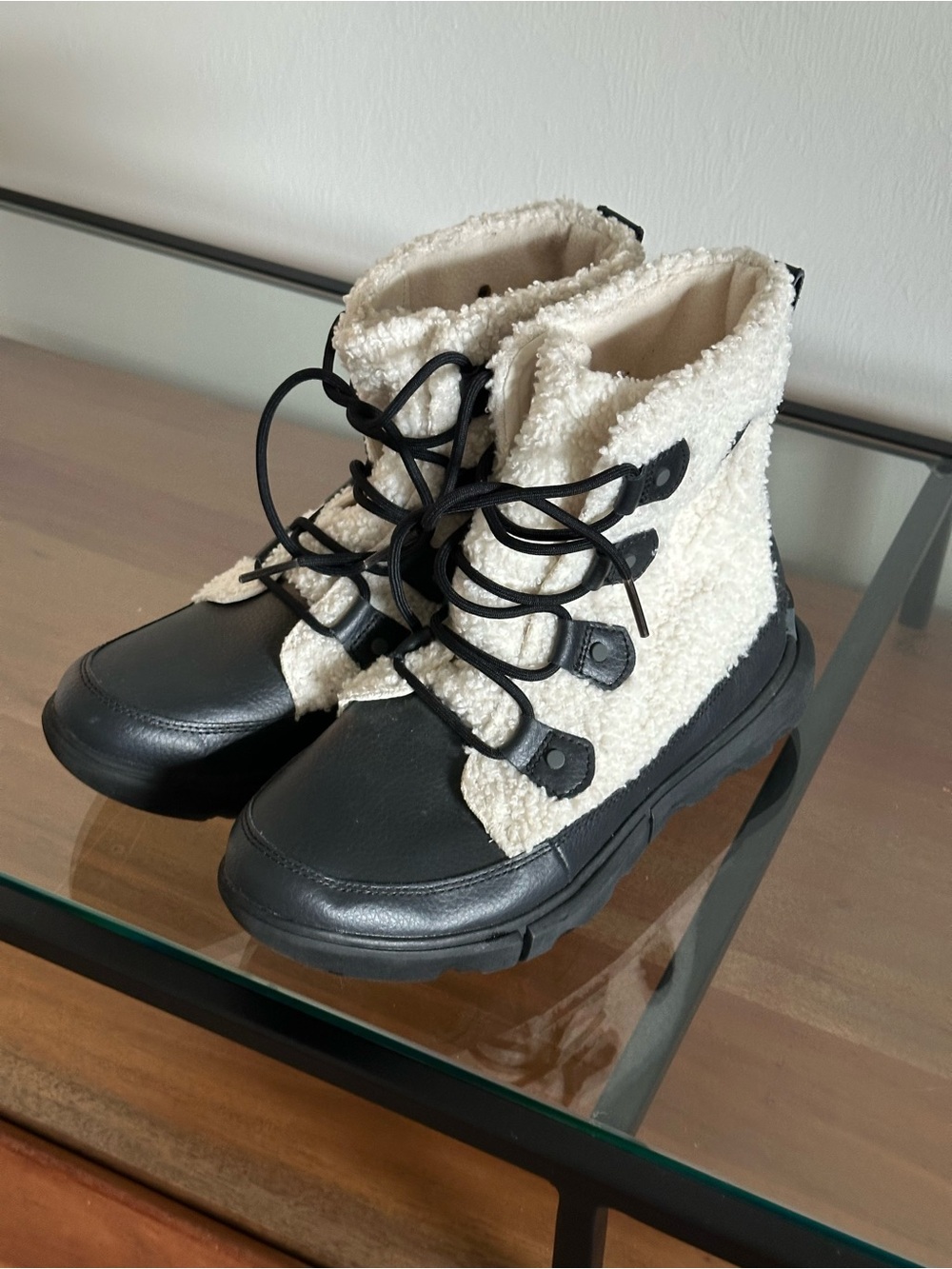 Sorel Explorer II Joan Cozy Boots Sherpa Size 10